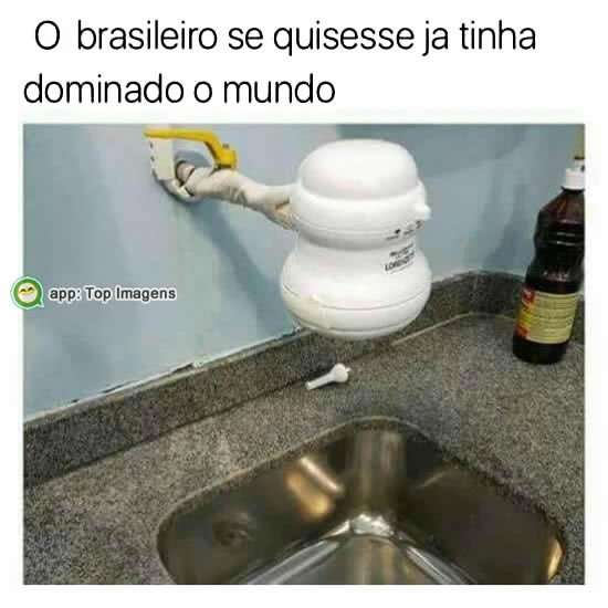 Gambiarra de brasileiro